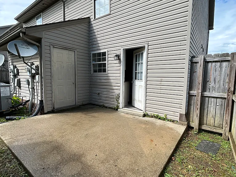 2924 Blairdon Cir — Photo 21