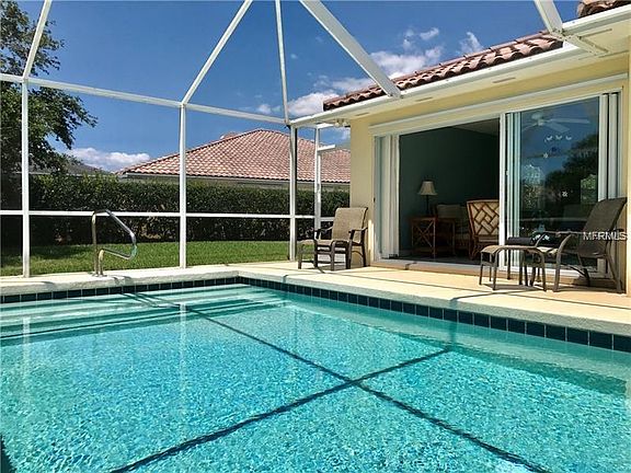 3rd image of 5743 Ivrea Dr