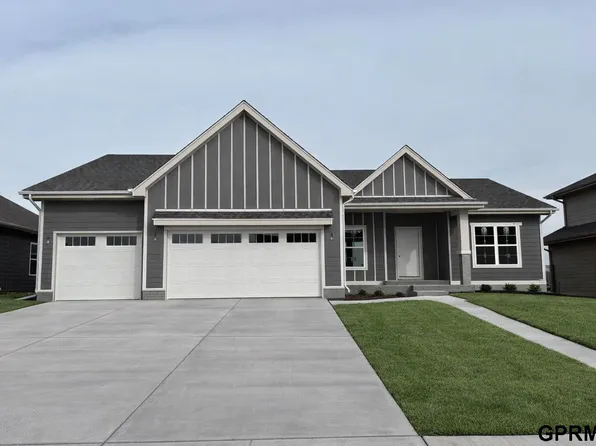 11363 N 170th St, Bennington, NE 68007