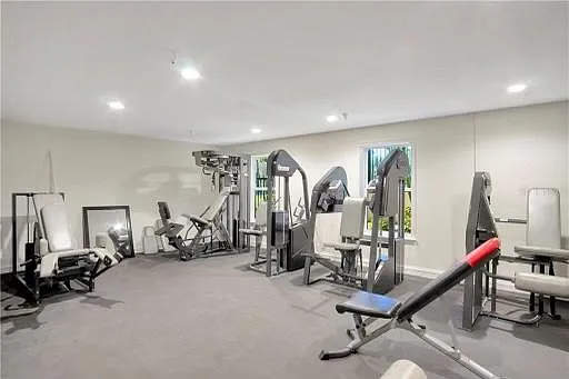 741 Grand Cypress Ln — Photo 17
