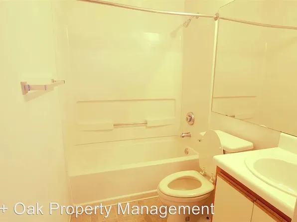 1431 Collegiate Cir APT 204, Raleigh, NC 27606