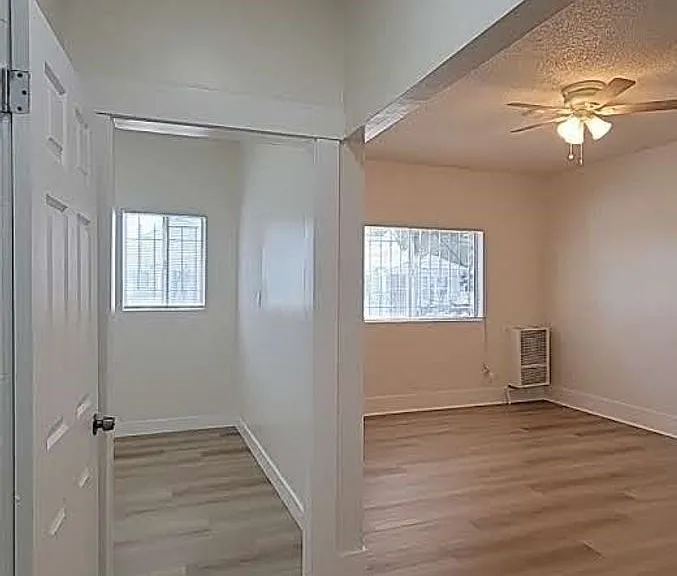 1046 W Martin Luther King Jr Blvd — Photo 25