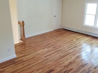 24013 141st Ave #2, Rosedale, NY 11422