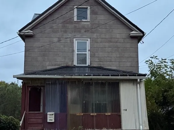 865 Lafayette St, Jamestown, NY 14701