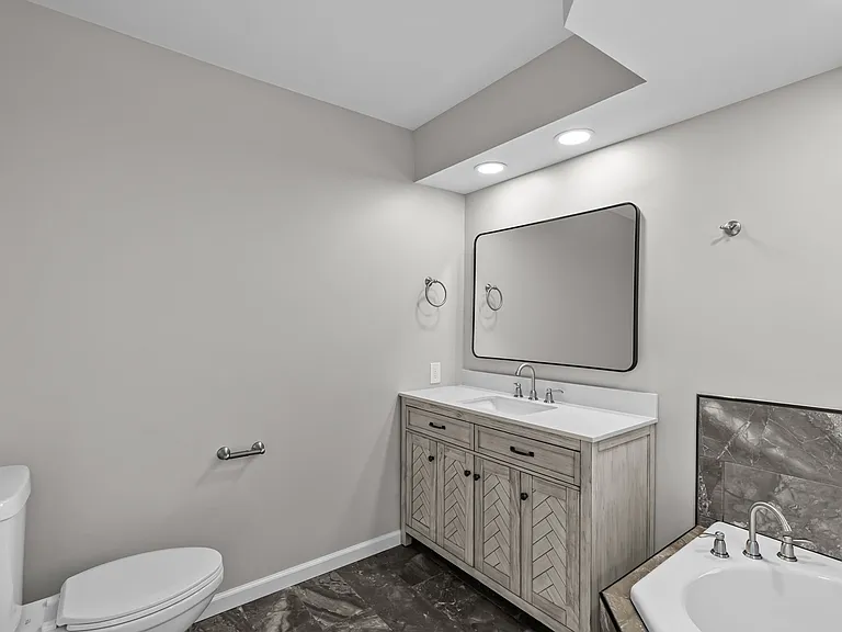 8977 Big Bend Blvd — Photo 13