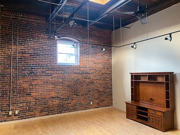 Entertainment center - onsite - can be removed
