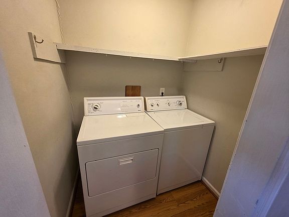 4th image of 4016 Utah Ave #C