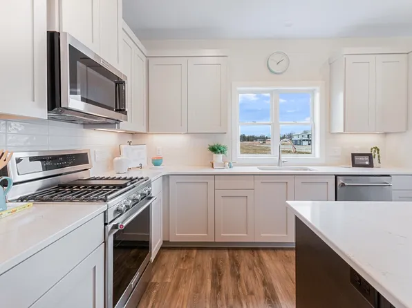 431 Ford St E, Northfield, MN 55057