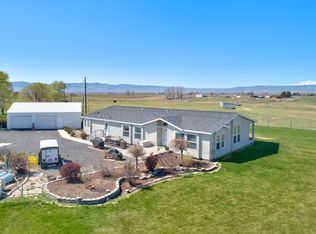 497 Campbell Ln, Wapato, WA 98951