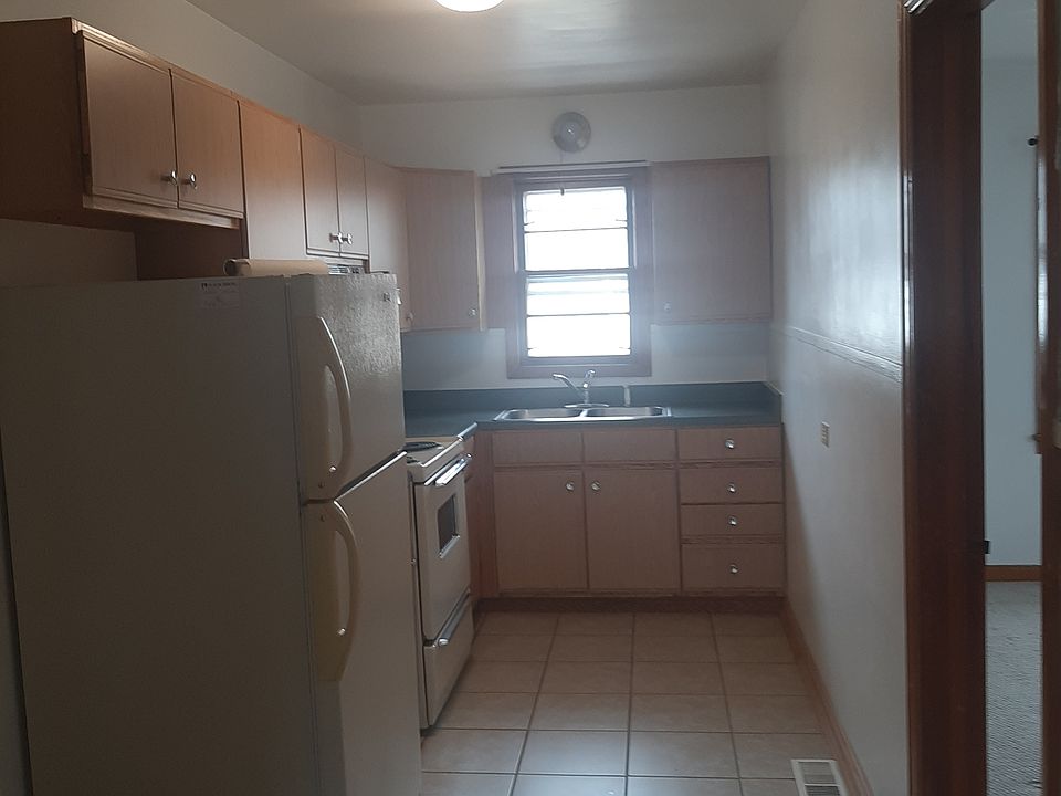 1st image of 1630 W Gore Rd #3