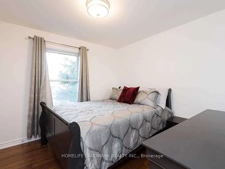 32 Elmvale Blvd — Photo 10