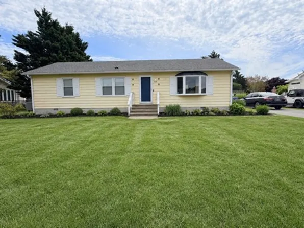 508 Lloyd St, Ocean View, DE 19970