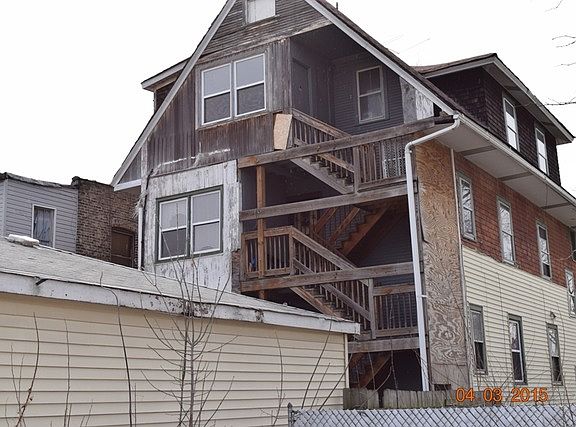 3rd image of 9305 S Massasoit Ave