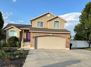 2182 W 1145 N, Clinton, UT 84015