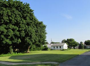 305 E Walnut St, Selinsgrove, PA 17870