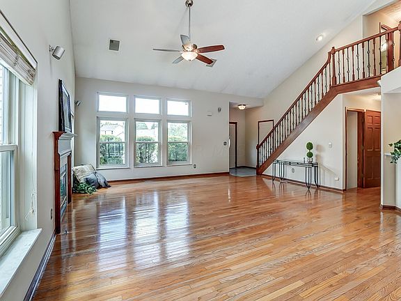 5th image of 8296 Cairn Ct