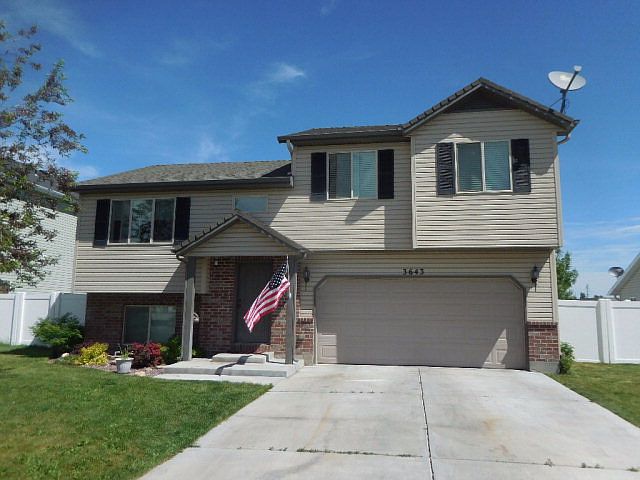 1st image of 3643 E Pearce Dr
