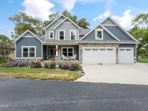 3560 Woodhill Dr, Pt Clinton, OH 43452