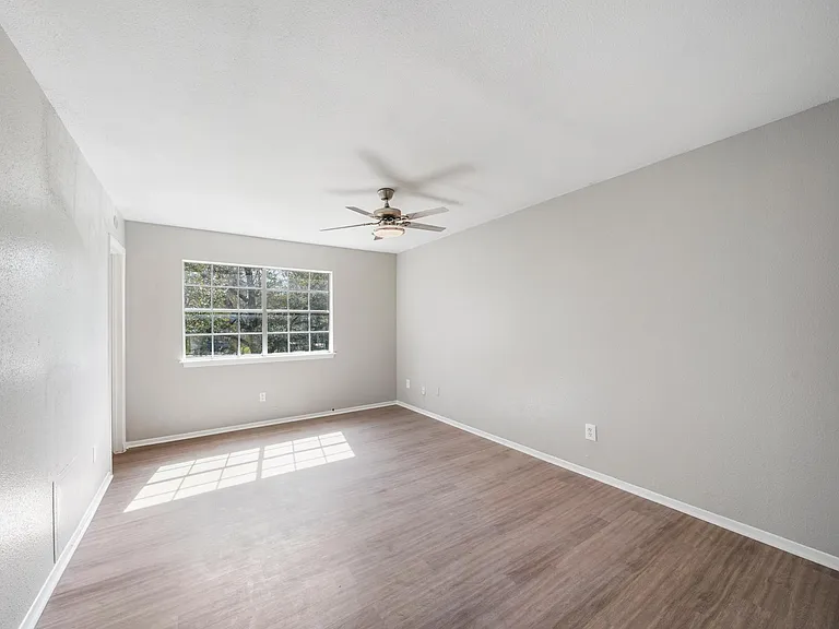 9204 Campbell Rd #A — Photo 6