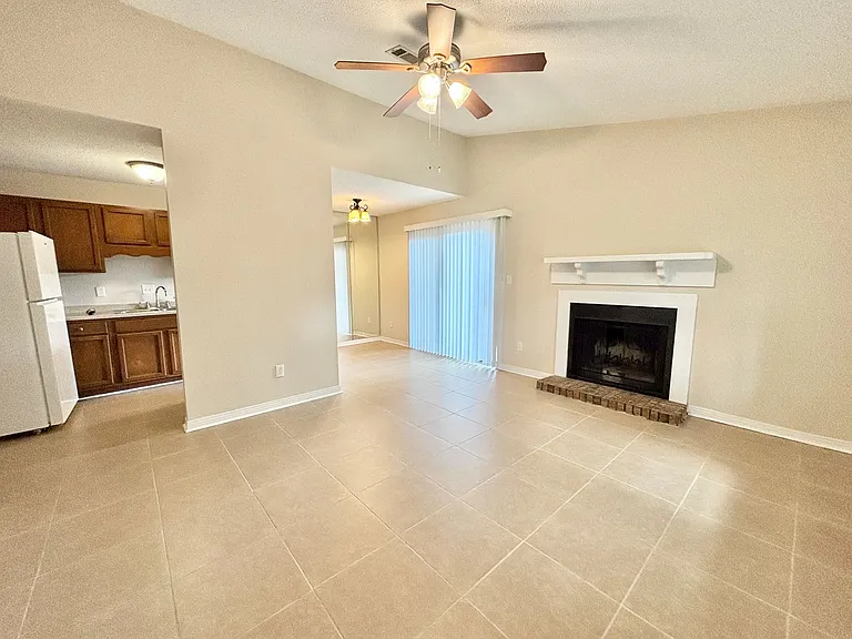 9345 Chisholm Rd #R2 — Photo 3