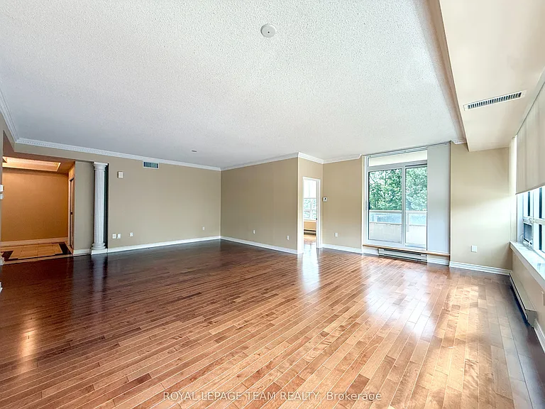 1480 Riverside Dr #205 — Photo 6