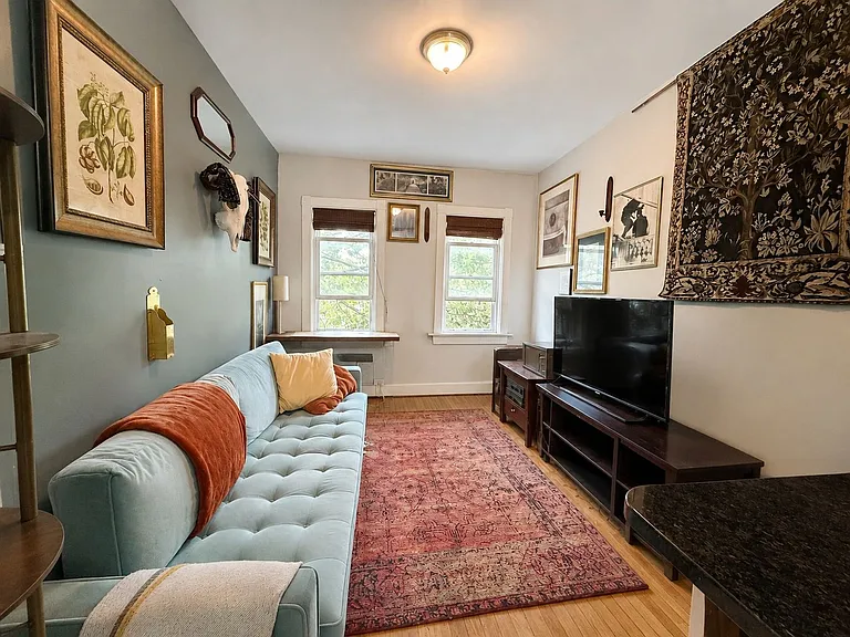 80 N 4th St #4 — Photo 7