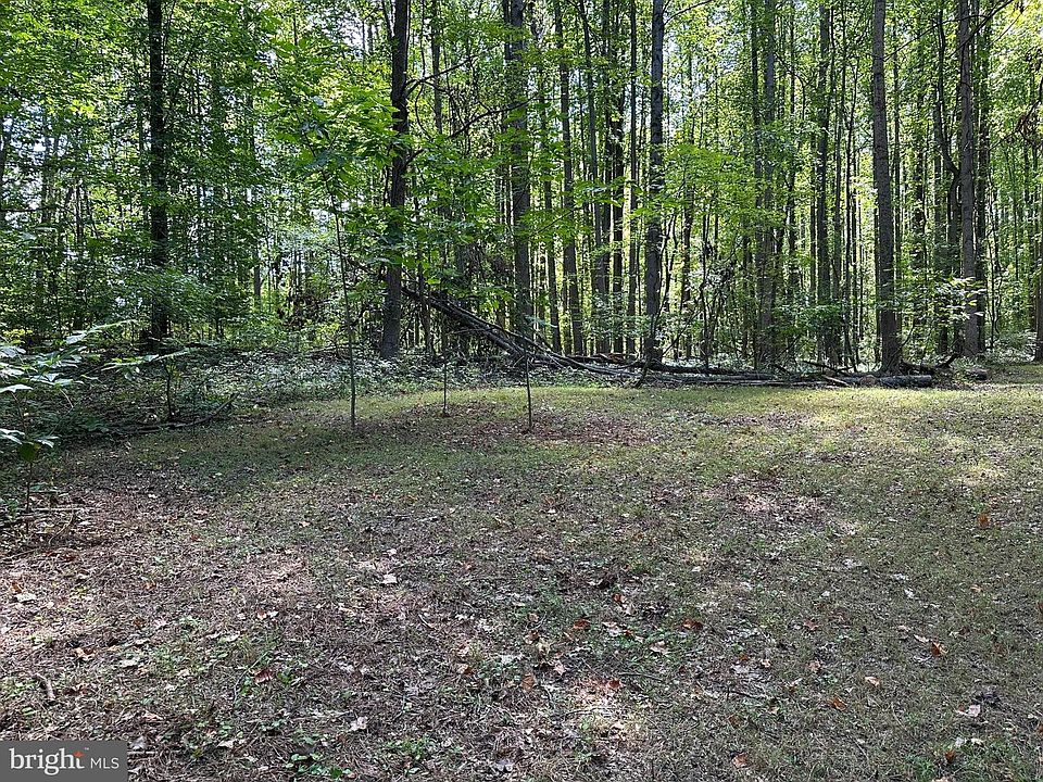 2nd image of 1500-1501 Cogar Rd