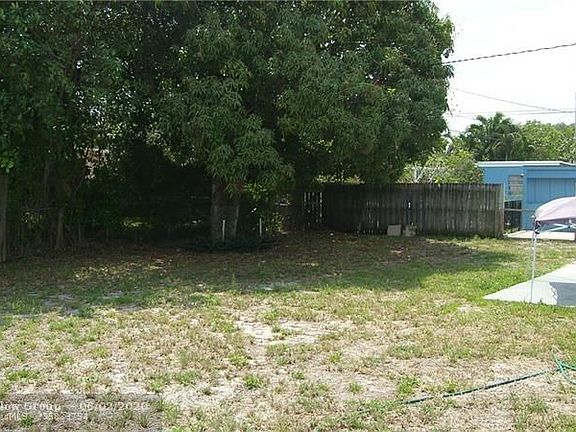 3rd image of 1660 NE 48th Ct