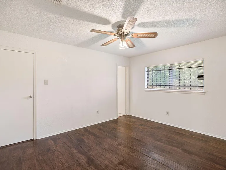 12718 Panay Dr — Photo 14