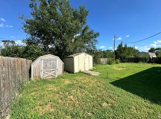 102 George St, Hutchinson, KS 67501