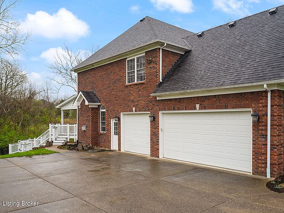 4th image of 4820 Stanley Farm Ct