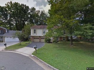 7202 Duck Ct, Springfield, VA 22152