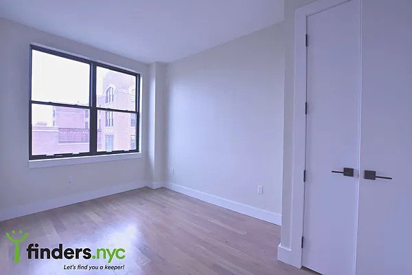 Rented by Clove Realty LLC | media 21