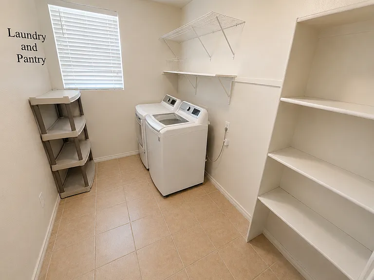 511 Travis Ranch Trl — Photo 14
