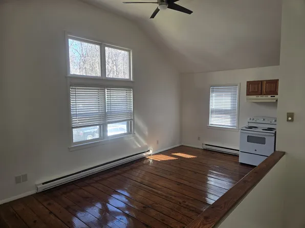 Suncrest Court - 9, 9 Suncrest Ct, Poughkeepsie, NY 12601