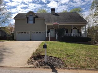 103 Harpers Ferry Ct, Simpsonville, SC 29681