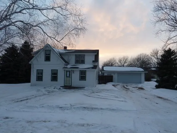 106 N 1st St, Milan, MN 56262