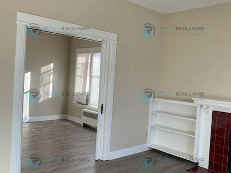 245 W Taylor St — Photo 8
