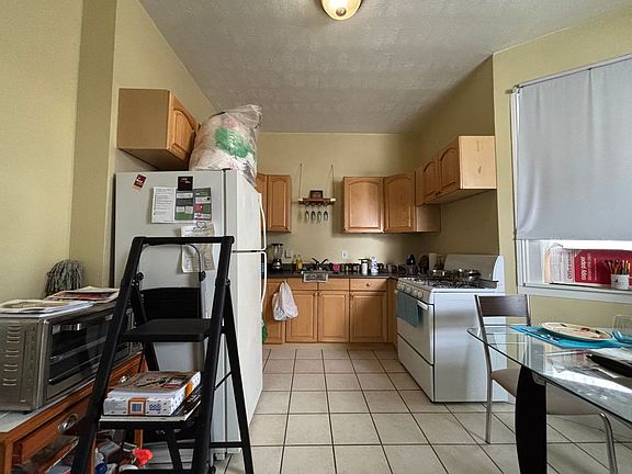 5th image of 165 Park Ave APT 1