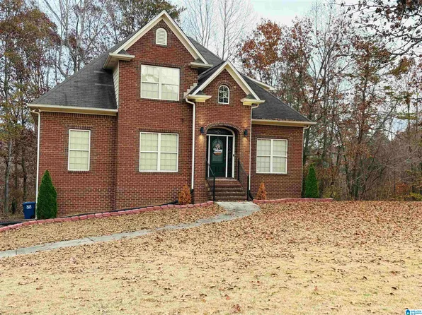 6490 White Oak Ln, Hueytown, AL 35023