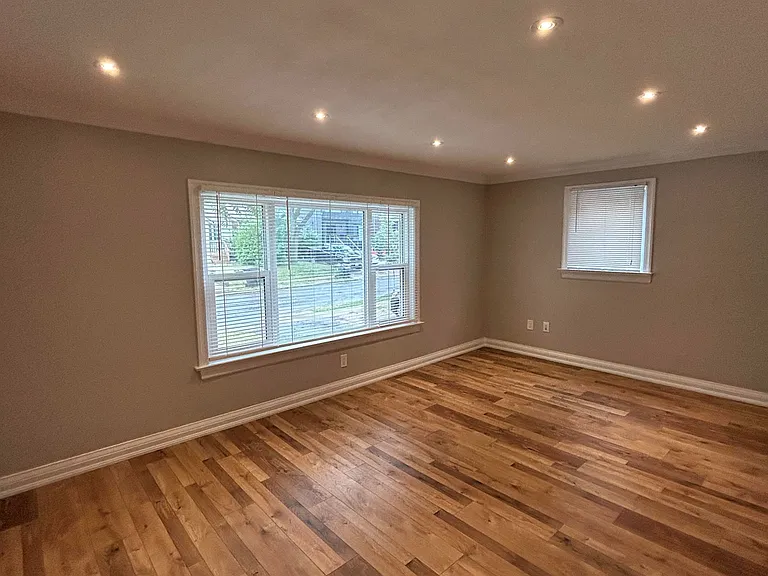 394 Whitmore Ave #MAIN — Photo 5