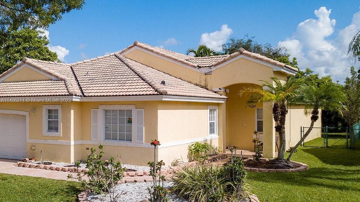 16227 SW 8th St, Pembroke Pines, FL 33027 MLS A11406211 Zillow