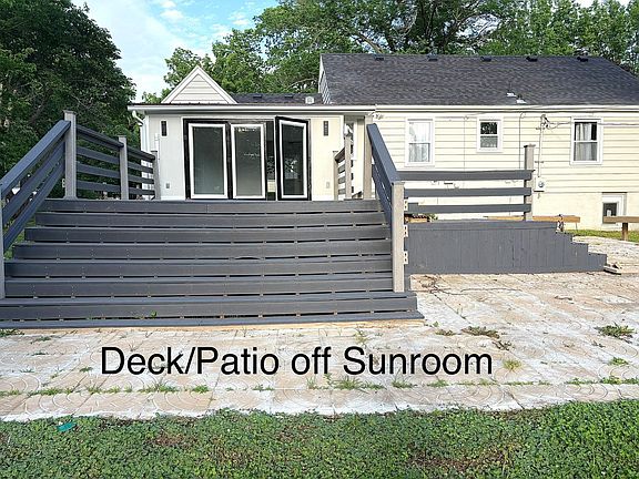 2nd image of 11104 Sunnyslope Dr