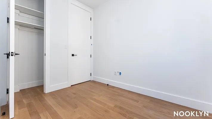 Rented by Nooklyn NYC LLC | media 11