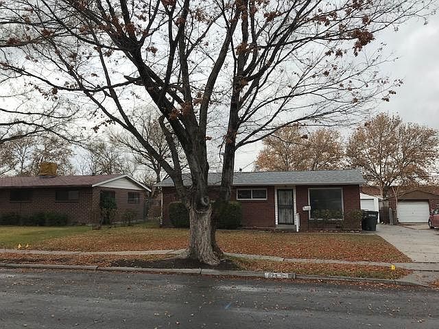 1st image of 1129 N Buccaneer Dr