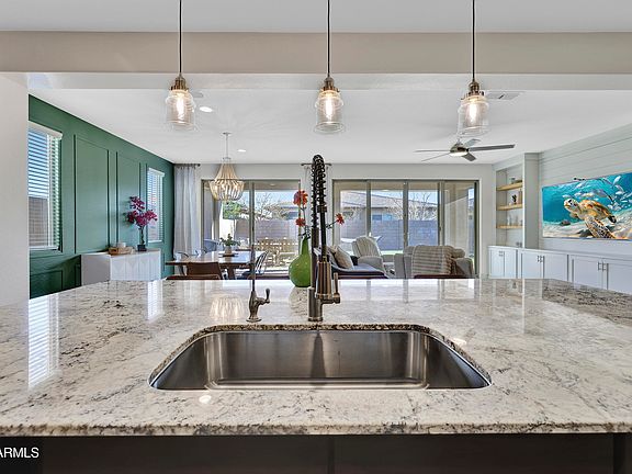 4th image of 23135 E CALLE DE FLORES --