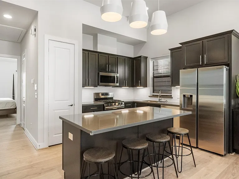 2616 Riverside Dr #M — Photo 15