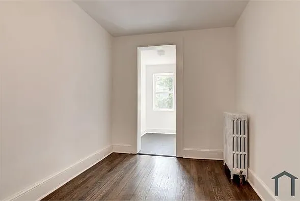 2413 Minnesota Ave SE — Photo 11
