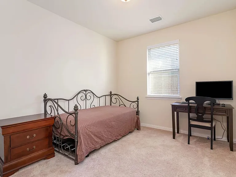 4654C Rhett Ln — Photo 14