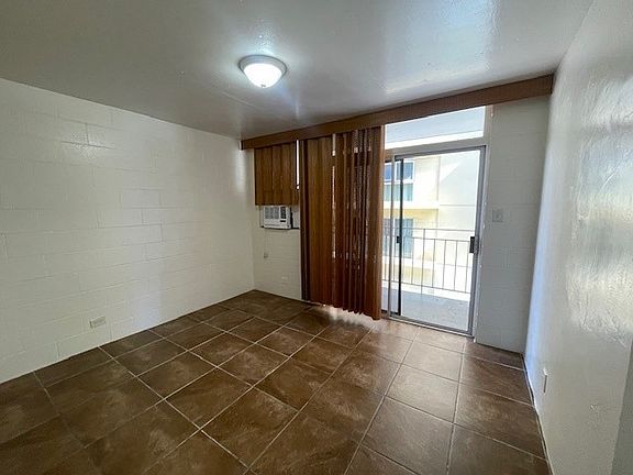 2nd image of 249 Liliuokalani Ave APT 303
